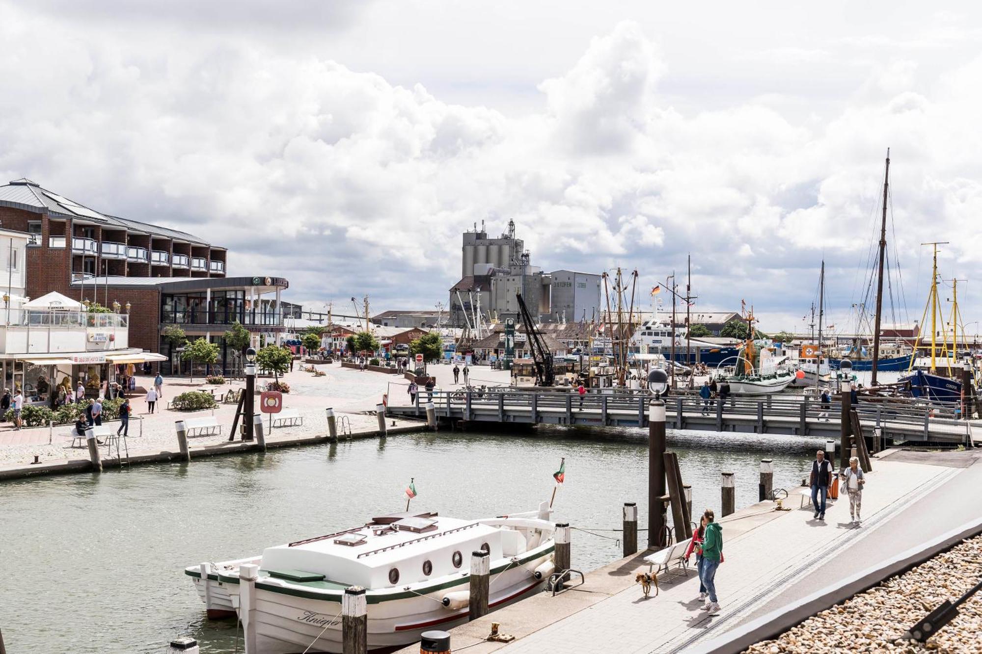 Bretterbude Buesum Bagian luar foto
